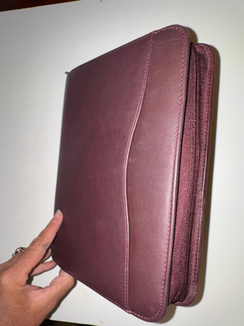 Vintage DayTimer Genuine Leather Planner Organizer Notebook - Picture 6 of 6